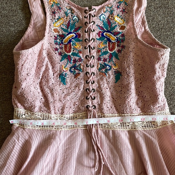 SoHo Chick Pink 🧚‍♀️ Dress/ Small/ Embroidery/ Floral/ Stripes/ Good Condition - Picture 15 of 15